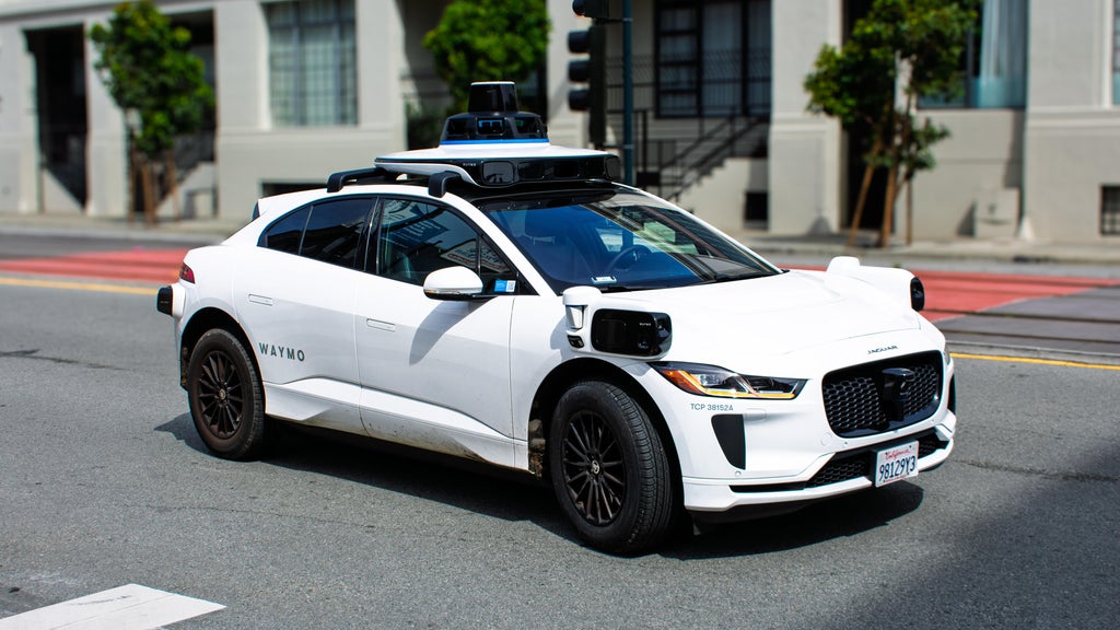 St. Paul City Council president wants robotaxi rules in place before big tech arrives — WCCO / CBS Minnesota, St. Louis Park Technology news