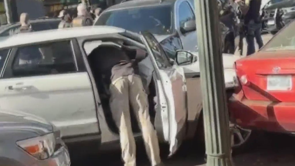 4 men arrested after "traveling dangerously" across Minneapolis in stolen car, sheriff says — WCCO / CBS Minnesota, St. Louis Park Business news