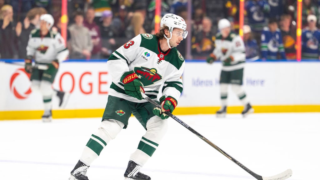 Quinn Hughes has goal, assist in his Vancouver return in Wild's 4-2 victory — WCCO / CBS Minnesota, St. Louis Park Sports news