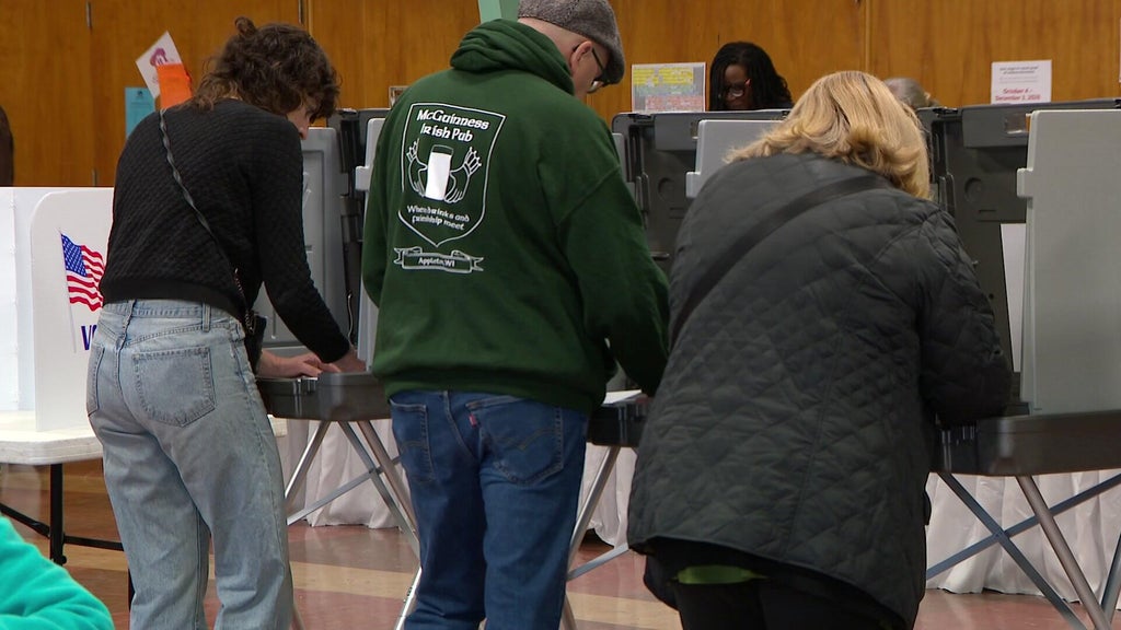 Minneapolis seeing "very high" early voter turnout ahead of next week's midterms — St. Louis Park Community news