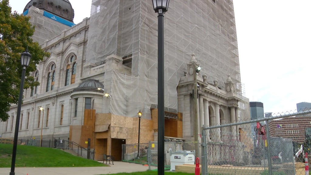 No charges yet after break-in at Basilica of St. Mary in Minneapolis — St. Louis Park Business news