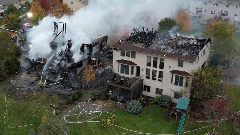 1 person dead in Victoria neighborhood fire that damaged several homes — WCCO / CBS Minnesota, St. Louis Park Real Estate news