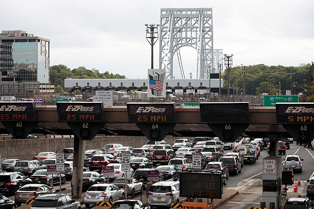 Fatal motorcycle crash closes upper lanes to NY on George Washington Bridge — Gothamist, St. Louis Park Community news