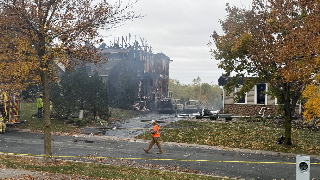 Victoria house fire spreads to 3 homes, 1 person missing — KSTP 5, St. Louis Park Real Estate news