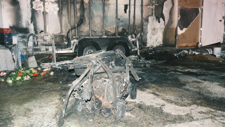 'I'm going back' | East Sixth Street food truck owner recovering after generator explosion burns trailer — KVUE (Austin), St. Louis Park Dining news