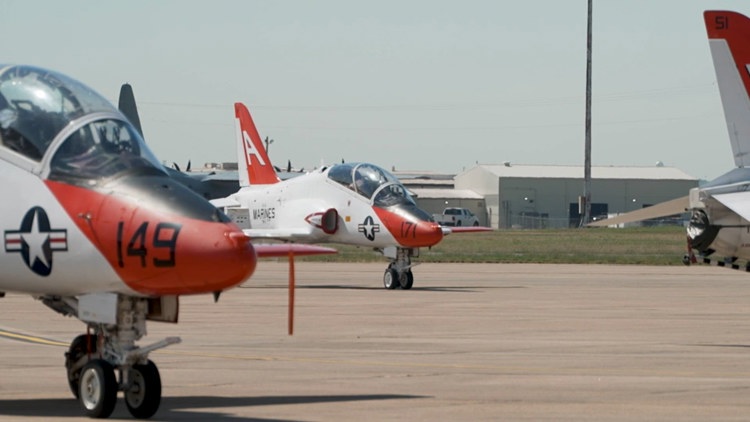 Pilots and emergency crews mobilize in North Texas amid Hurricane Isaias evacuation — WFAA (Dallas-Fort Worth), St. Louis Park Community news