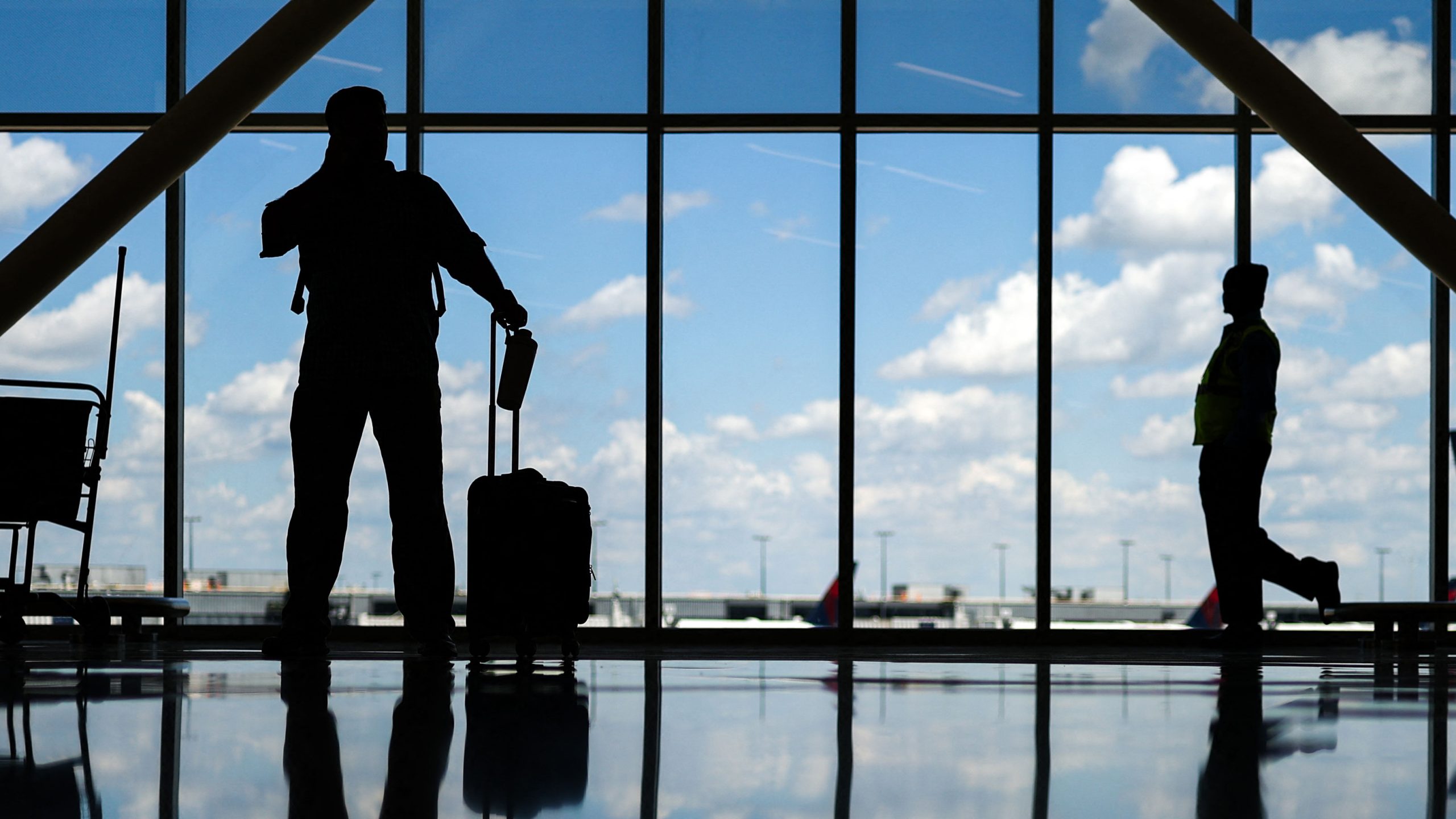 This airline received top marks in several categories in annual Forbes Travel Guide awards — FOX 9, St. Louis Park Community news
