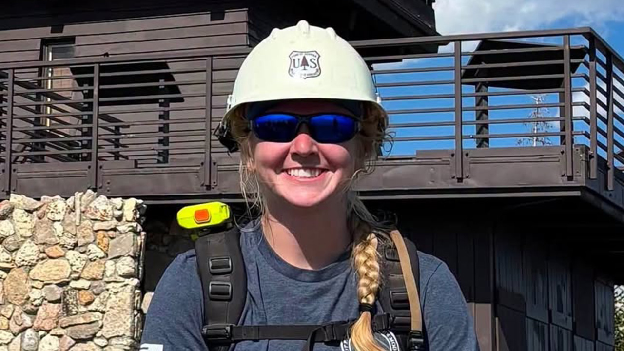 Firefighter, 24, died after being struck by a tree battling La. wildfire — FOX 9, St. Louis Park Community news
